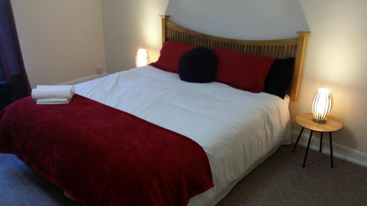 Riverbank Guest House Wiggenhall Saint Germans 외부 사진